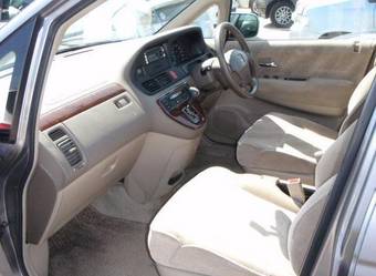 2002 Honda Odyssey Photos