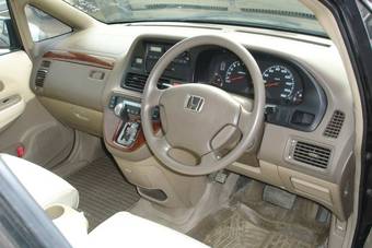 2002 Honda Odyssey Photos
