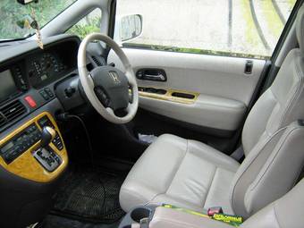 2002 Honda Odyssey Photos