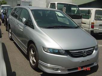 2003 Honda Odyssey Photos