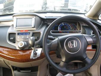 2003 Honda Odyssey Images