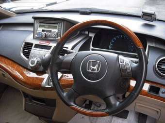 2004 Honda Odyssey Pictures