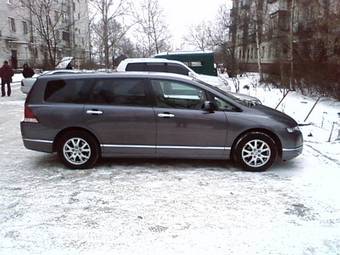 2004 Honda Odyssey Photos