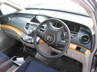 2004 Honda Odyssey Pictures