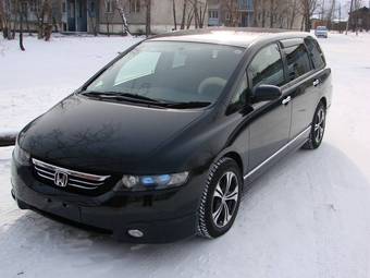2004 Honda Odyssey Photos