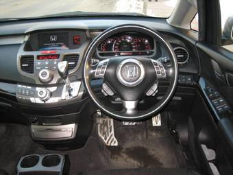 2004 Honda Odyssey Pictures