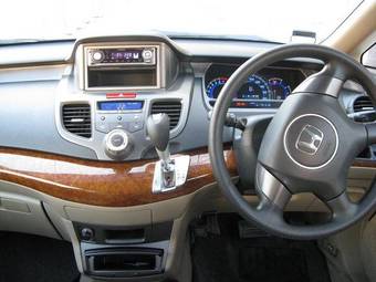 2004 Honda Odyssey Pictures
