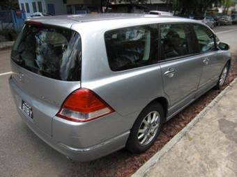 2004 Honda Odyssey Photos