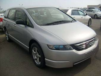 2004 Honda Odyssey Images
