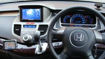 2004 Honda Odyssey Images
