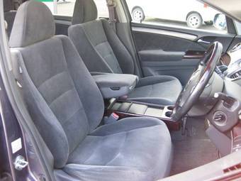 2004 Honda Odyssey Photos