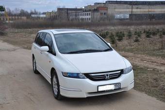 2004 Honda Odyssey Photos