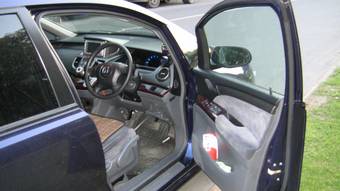 2004 Honda Odyssey Pictures