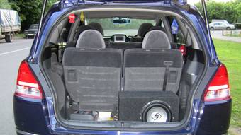 2004 Honda Odyssey Photos