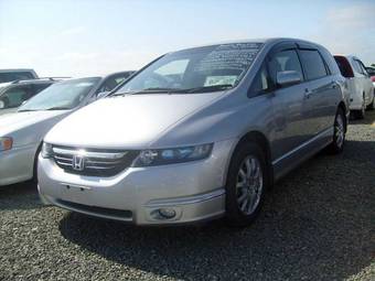 2004 Honda Odyssey Photos