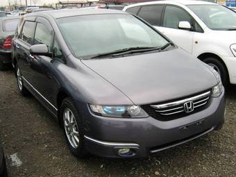2004 Honda Odyssey Photos