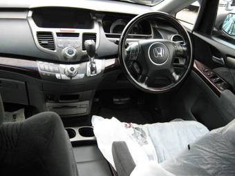 2004 Honda Odyssey Photos
