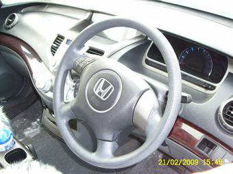 2005 Honda Odyssey Images