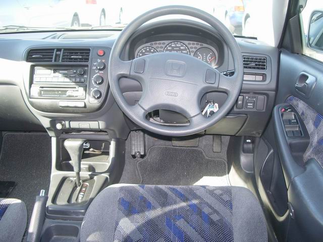 2000 Honda Orthia Photos