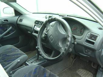 2000 Honda Orthia Pictures