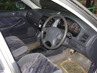 2000 Honda Orthia Photos