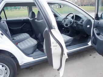 2004 Honda Partner Images