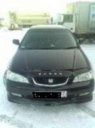 1999 Honda Saber Pictures