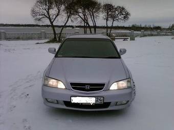 1999 Honda Saber Pictures