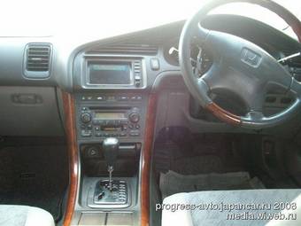 2000 Honda Saber Photos