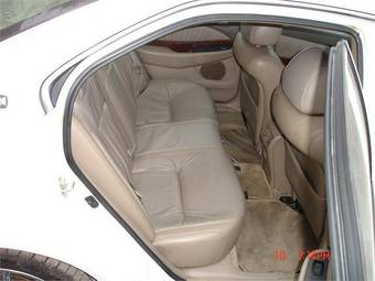 2000 Honda Saber Photos