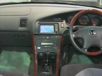 2001 Honda Saber Pictures