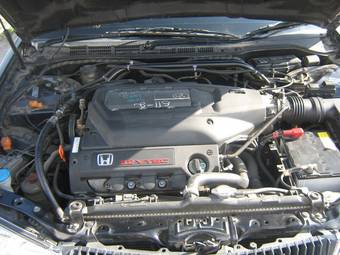 2002 Honda Saber Pics