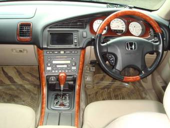 2002 Honda Saber Pictures