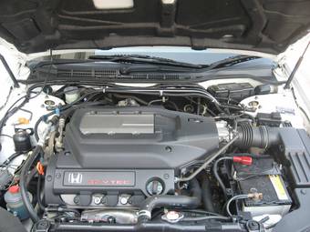 2002 Honda Saber Pictures