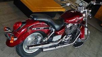 2002 Honda SHADOW 1100 Photos