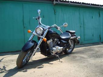 2005 Honda Shadow AERO Photos