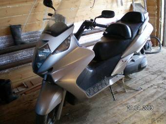 2001 Honda Silver WING Photos