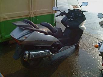 2004 Honda Silver WING Wallpapers