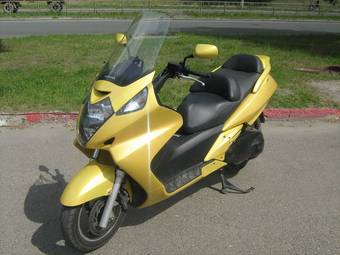2004 Honda Silver WING Pics