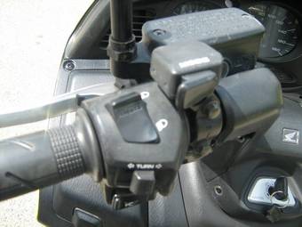 2004 Honda Silver WING Images