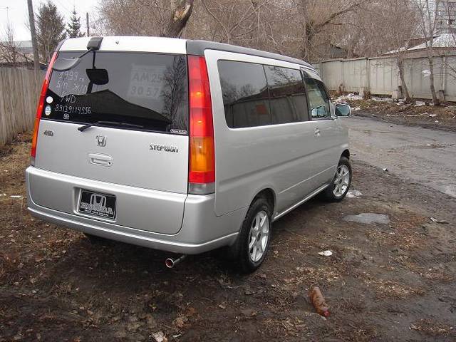1999 Honda Stepwgn