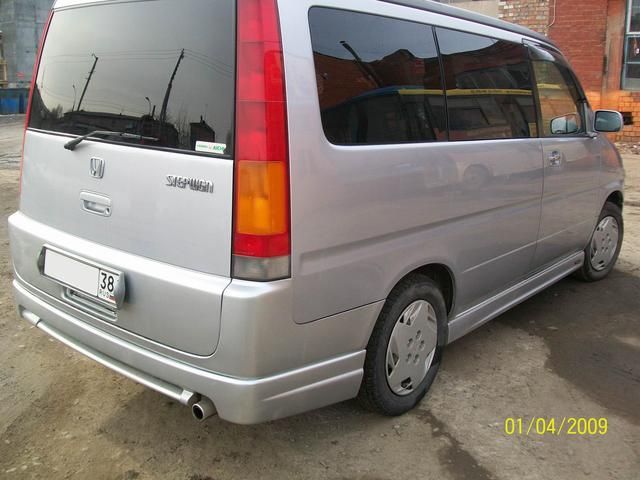 2000 Honda Stepwgn