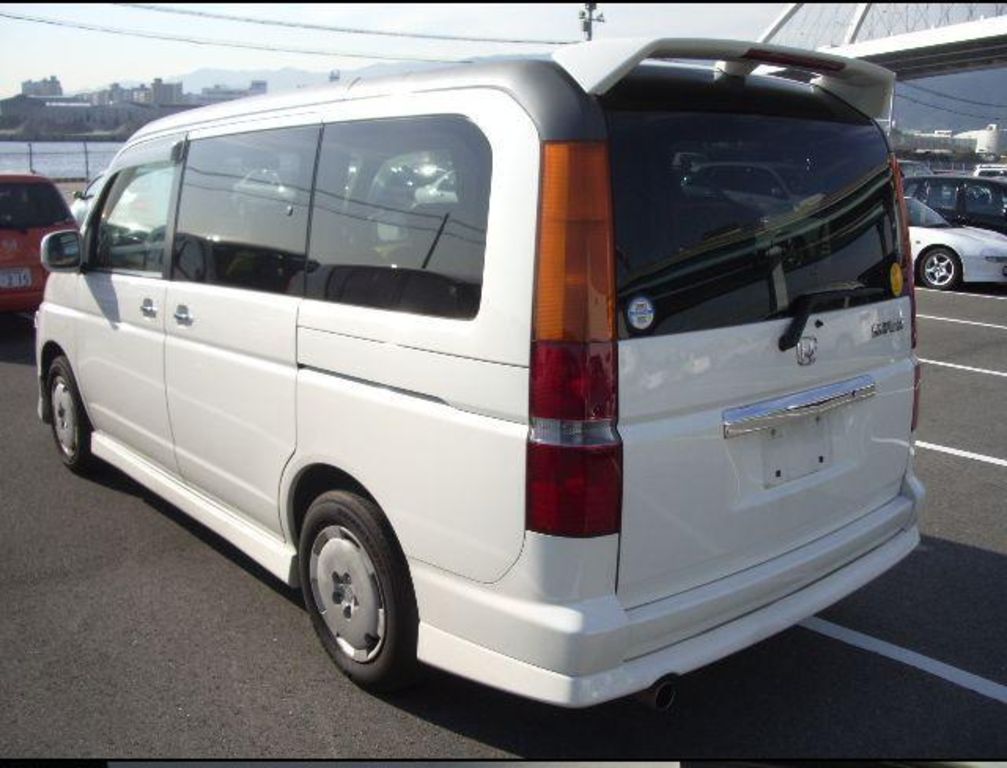 2002 Honda Stepwgn