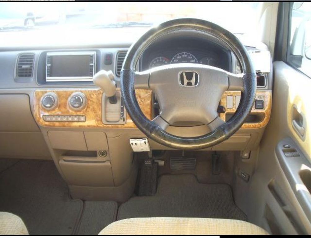 2002 Honda Stepwgn