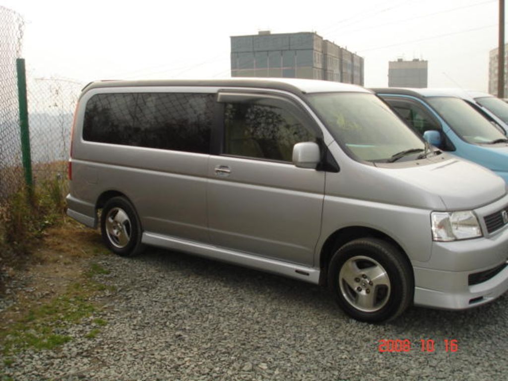 2002 Honda Stepwgn