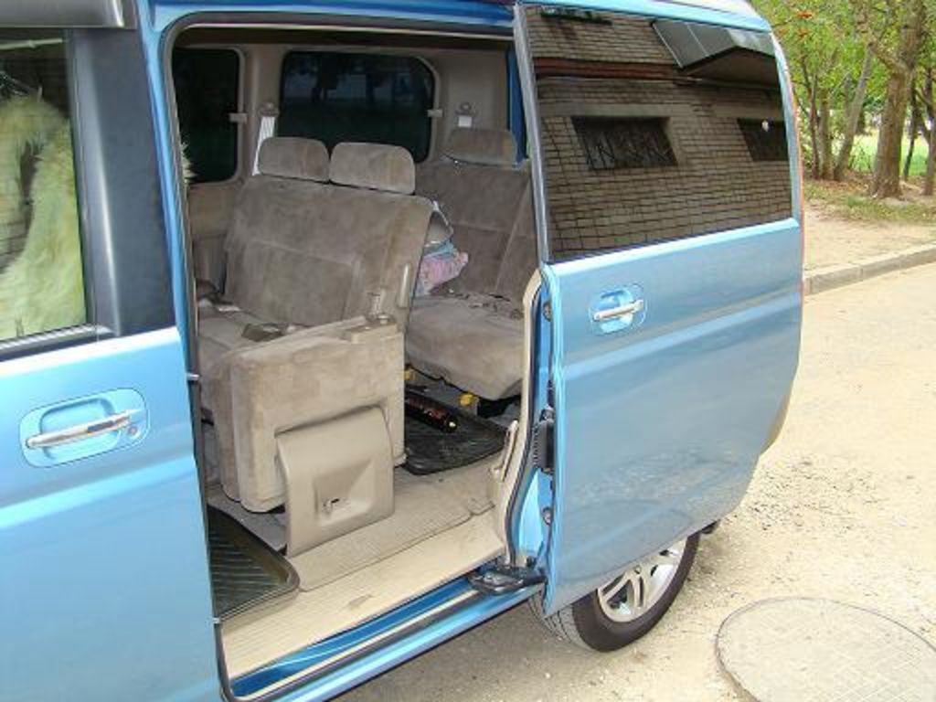 2002 Honda Stepwgn