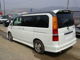 2002 Honda Stepwgn Photos