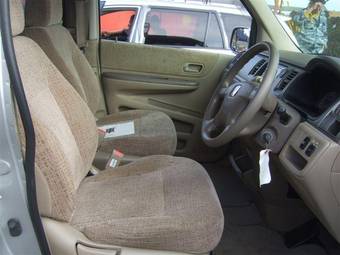 2002 Honda Stepwgn Images