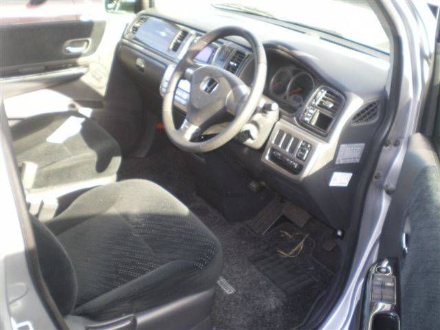 2003 Honda Stepwgn