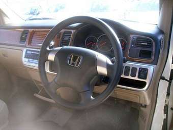 2003 Honda Stepwgn Images